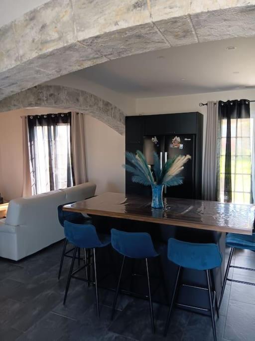 La Villa Des Jonquilles Saint-Victor-des-Oules 外观 照片